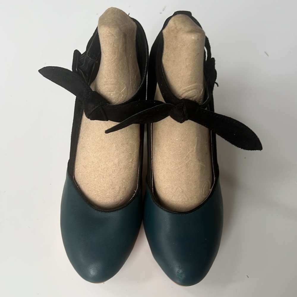 Faryl Robin Anthro Black Teal platform sky high Heel wood velvet leather bow 8